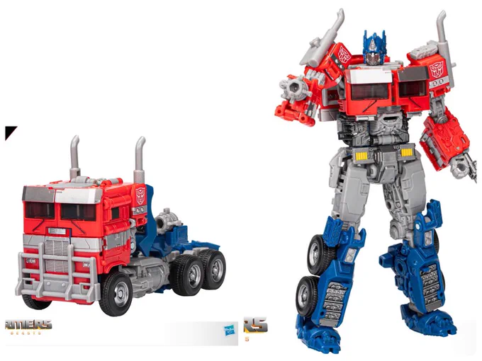 「G1風トラックから変形する実写オプティマス」だけどロボットモードの方向性がそれぞれ全然違うの面白いよね 