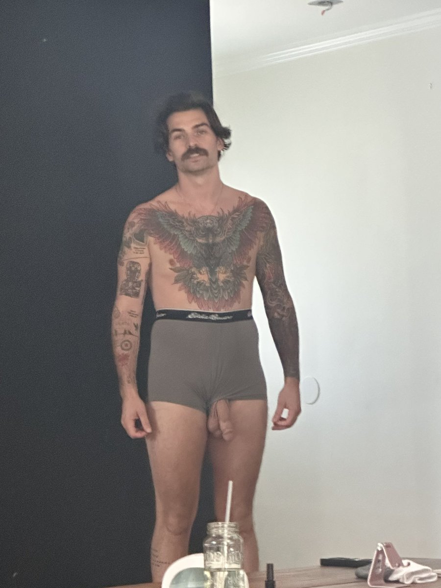 FleshMechanic19's tweet photo. Solo content. https://t.co/rwubFqegY4