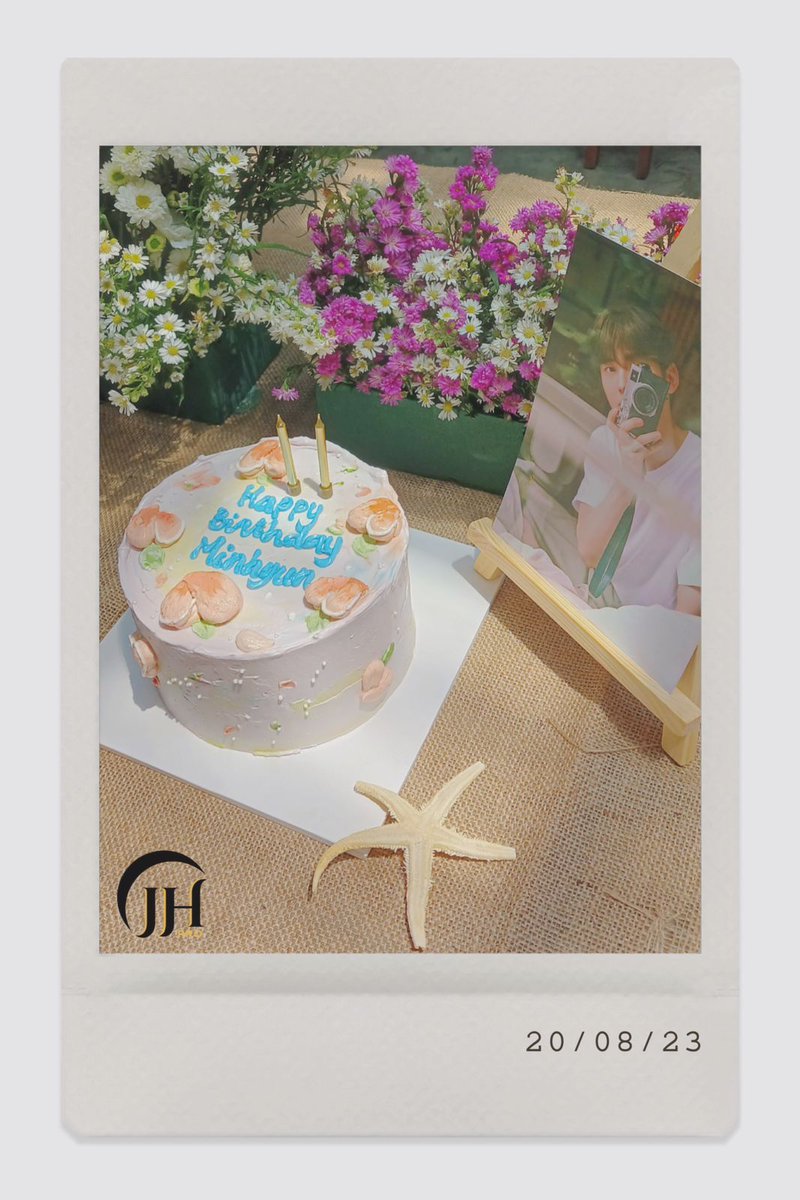 jjhproevent's tweet image. 𝐀 𝐩𝐢𝐜𝐭𝐮𝐫𝐞 𝐢𝐬 𝐰𝐨𝐫𝐭𝐡 𝐚 𝐭𝐡𝐨𝐮𝐬𝐚𝐧𝐝 𝐰𝐨𝐫𝐝𝐬, 𝐛𝐮𝐭 𝐚 𝐦𝐞𝐦𝐨𝐫𝐲 𝐢𝐬 𝐩𝐫𝐢𝐜𝐞𝐥𝐞𝐬𝐬

Hwangdos 🍑 and Welos🪻thank you for being a part of a precious memory filled with joy and happiness ✨

Find your memories of the event here:
drive.google.com/drive/folders/…