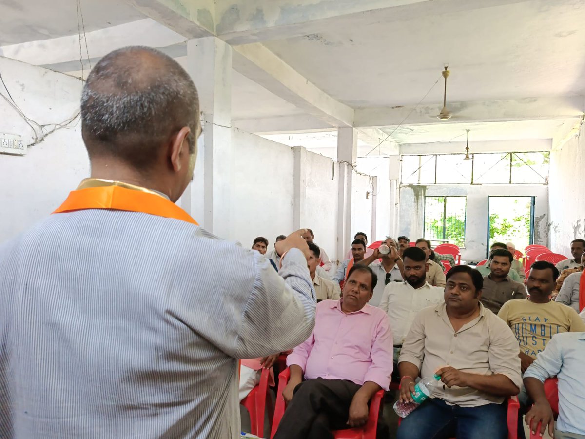 rastrgaurav's tweet photo. कोटा देहात जिला इटावा पीपल्दा विधानसभा
नमो वालिंटियर कार्यशाला व
 बूथ विजय संकल्प बैठक
@chshekharbjp https://t.co/qKYyP1bCIF