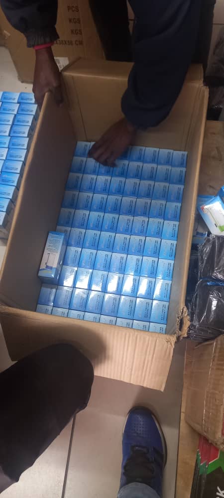 CCC_RUNDU's tweet image. Namibian based citizens  we salute you for the continued hard work and sacrifice. All of our 64 polling stations in  Uzumba have their torches and lights. Much appreciation champion Bhunu and all  those working hard on the ground in Uzumba. Tapshinda and your  team thank you