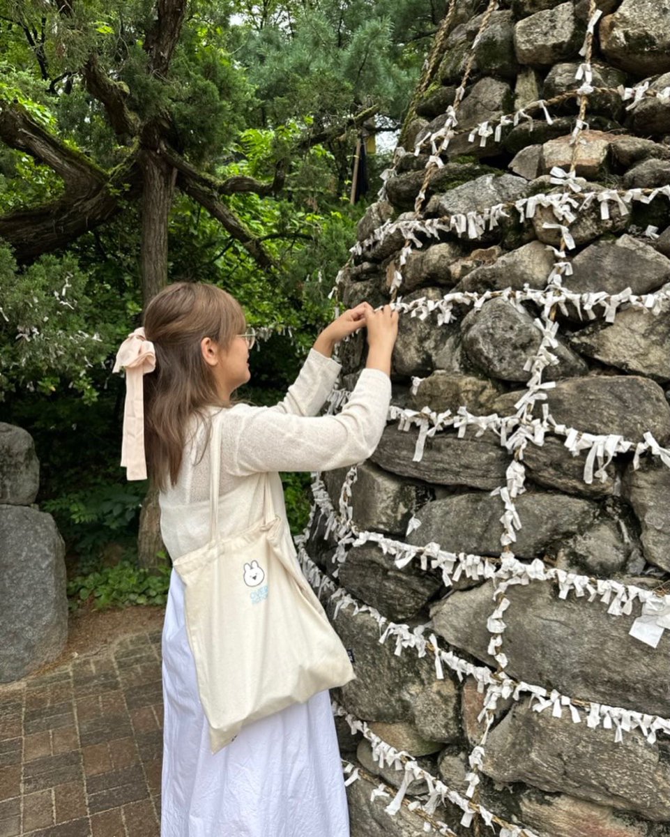 Absolute Internship tweet media