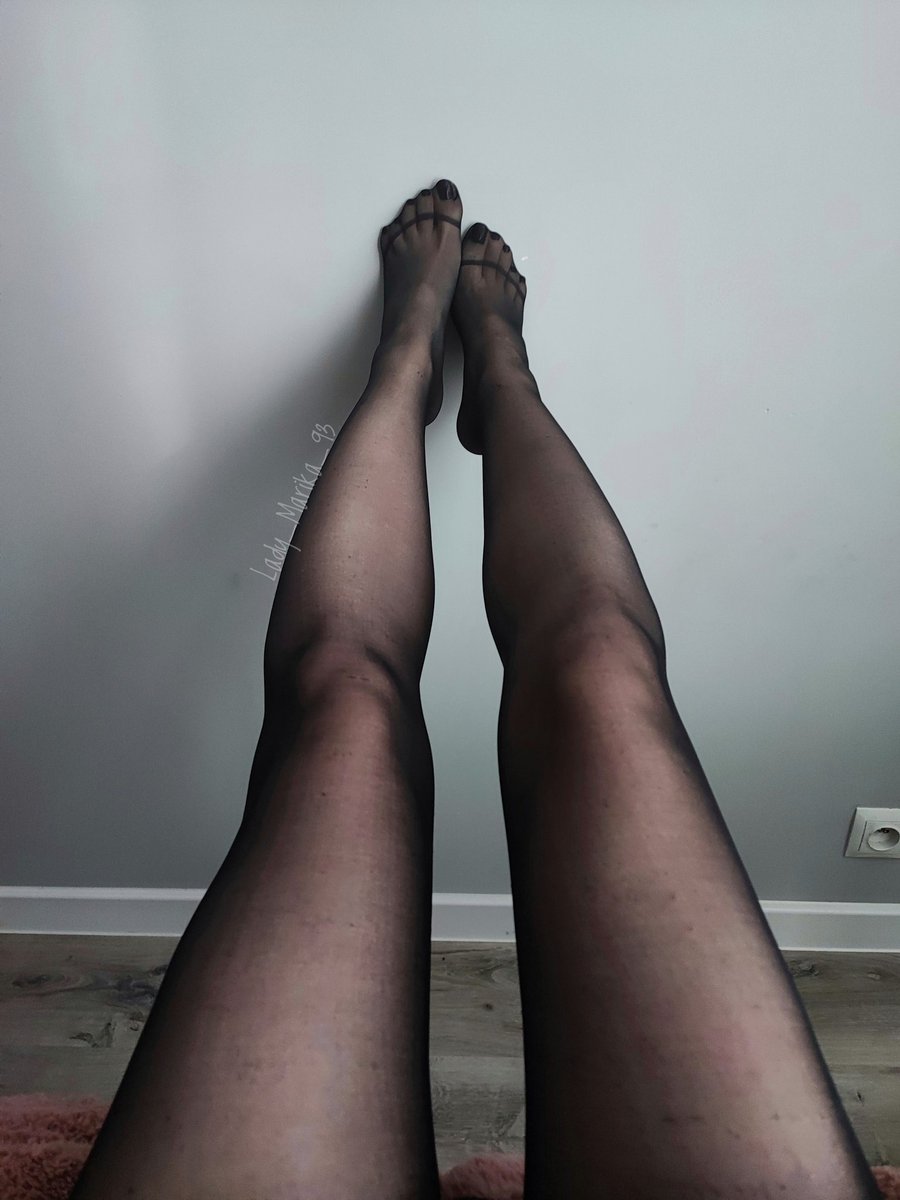 Każdy wielbiciel nylonów lajkuje ten post. Pokażcie ile was jest 🔥

#feet #pantyhoses #nylons #legs #findom #feetworship #footworshi̇p #loser #toes

<a href="/rt_feet/">Feet RT PROMO 💯K</a> @DoggyPromo