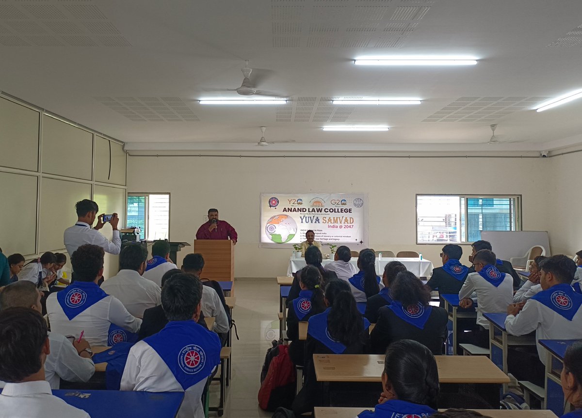 NSSALCAnand's tweet photo. #NSS_Unit_Anand_Law_College_Anand organized an event "Yuva Samvad-India @2047" #AnandLawCollege #VuvaSamvad
#NSSEvent #InspiringDialogues
#Maatikonaman #Veeronkavandan
#MeriMaatiMeraDesh @_NSSIndia @nssgujarat https://t.co/VbjW1VBN2s