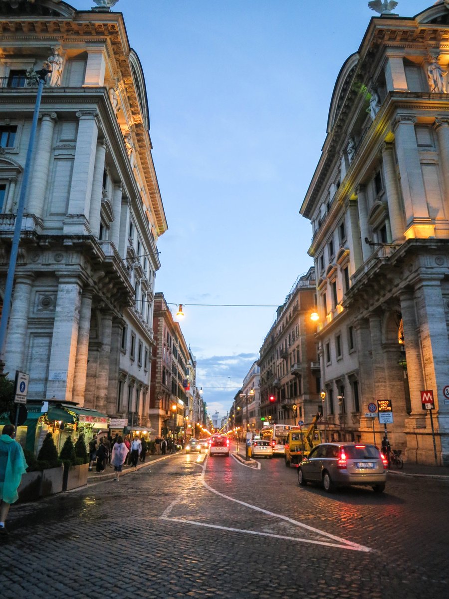 Nightfall on Via Nazionale: Rome's Cobblestone Jewel Illuminated by Lights 🏙️📷 Discover a different side of the city.  #CityNights #IlluminatedStreets #UrbanNightlife #ArchitecturalBeauty #StreetsOfRome #CitySecrets