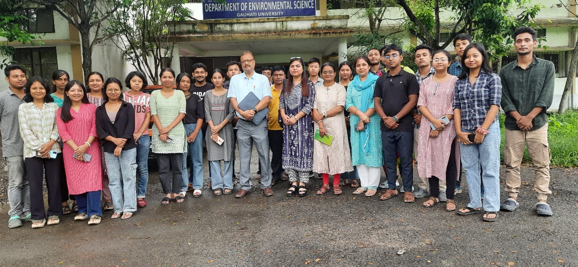 Assamforestryr1's tweet photo. Had an insightful interaction with enthusiastic students &amp; accomplished faculties of Env Sc deptt., GU on quantification of cultural cervices of #forestecosystem. Truly engaging #EnvSci #GU @assamforest @AFS_Assam @cmpatowary @mkyadava @CMOfficeAssam @sonalighoshdws https://t.co/RLn5qXbzZy