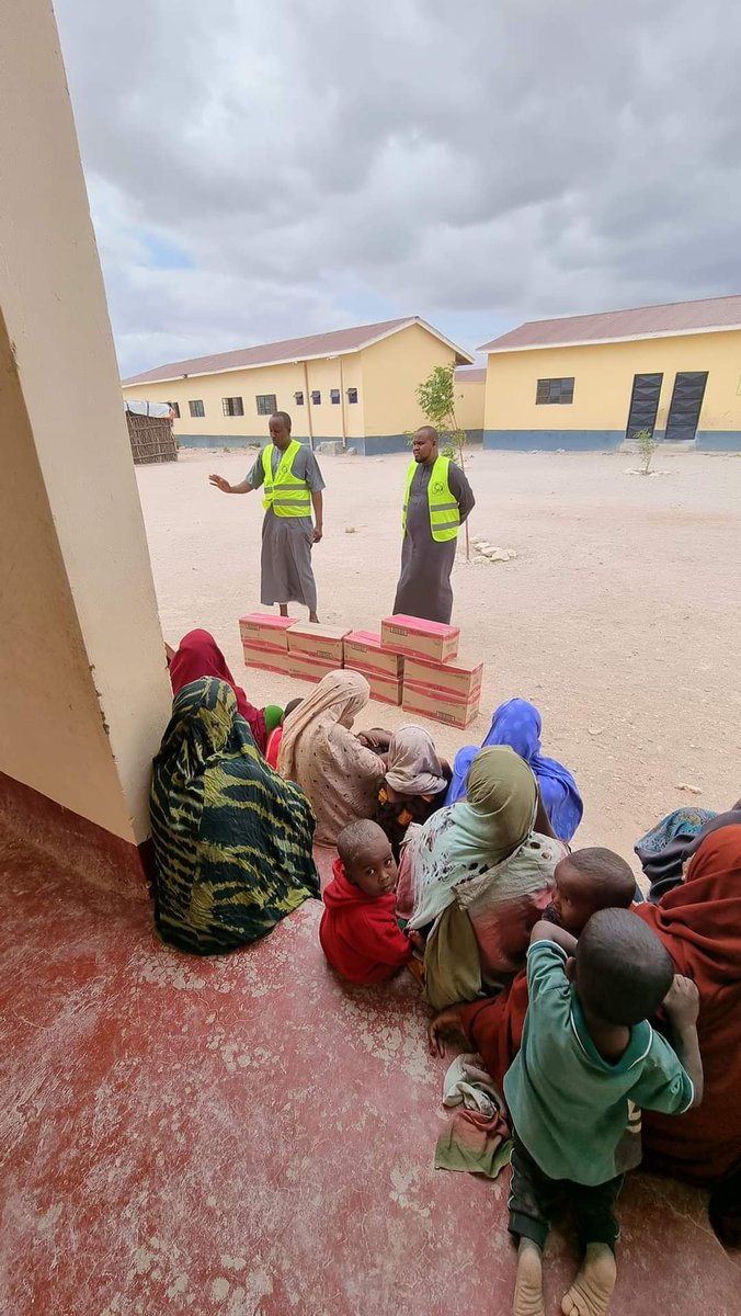 ESYF_CBO's tweet photo. we stand united as architects of positive change. Let's carry forward this spirit of unity and collective action as we work towards even greater progress.
Join us in celebrating this achievement. #EndPeriodPoverty
#EndPeriodStigma
#BringingGirlsBackToClass
#MenEngagement https://t.co/1jYnlBU0k1