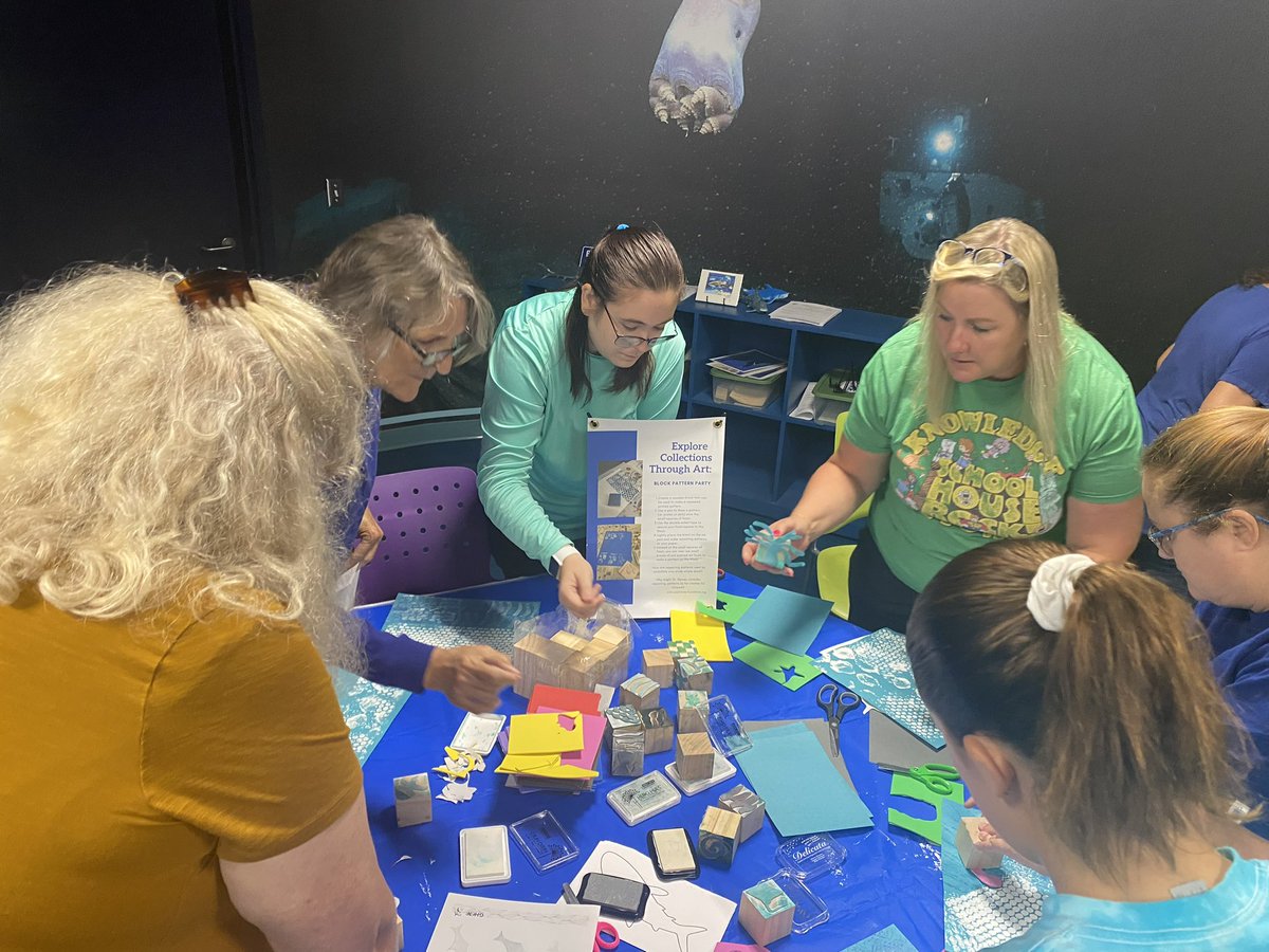 BettyBergnes's tweet image. The @DiscoveryEd &amp;amp; @GuyHarveyOcean Day of Discovery is in full swing! 
@HillsboroughSch teachers diligently working on their art pieces from the @DrGuyHarvey Collections - Sharks STEAM lessons! ❤️🌊#STEAM #art #edcation #conservation @HCPS_STEM @MsTumiSTEMSaavy @floridaaquarium