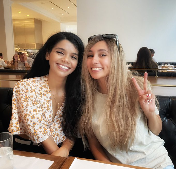 We looked really cute though 🥰🥰 @QueenBanksie https://t.co/xLGdvr2HEA<a class="tags" href="/tag/queenbanksie">@queenbanksie</a>