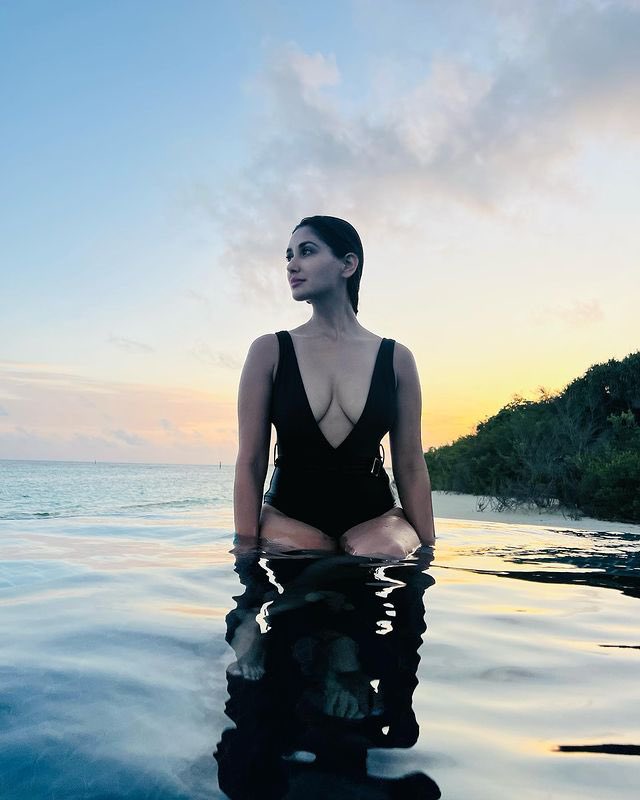 _whatsinthenews's tweet photo. Life is beach ๐๏ธ
#nikitadutta #nikitaduttaforever #nikitaduttahot #nikifying https://t.co/b3v8tqaU2w