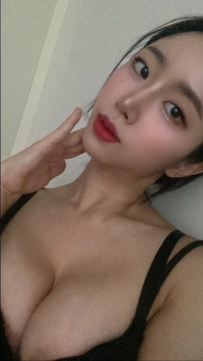 04_kxxy's tweet photo. 뭘봐 ㅋ #섹트 https://t.co/zDmQob5D2O
