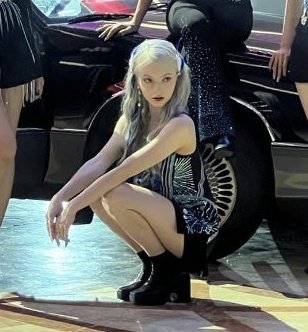 bestoffxin's tweet photo. [📸] Nova Behind the scenes concept photo for #SYNCRHONIZE🗝 https://t.co/Kxz5dsGmjA