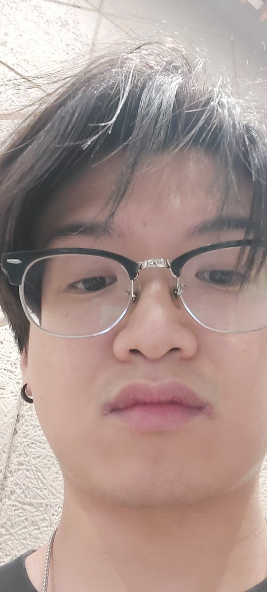 TJayBu's tweet image. Lost to Yuba 3-2 in losers last hit, got trolled on by Opsine in winners.

Had some pre good wins in especially in swiss despite not playing for 2 months so im pre happy.

Got powered up by the scars on my mouth cause im literally becoming the Joker

GGs