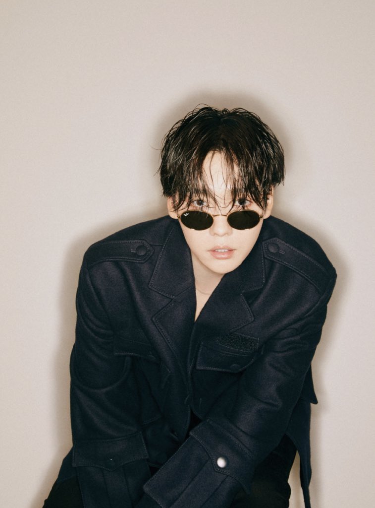 To_0926_JW's tweet photo. 절대 지지 않는 얼굴폼 미텼다 ㅋㅋ

2019                                                2020
2022                                               2023 https://t.co/II9YrdZcuZ
