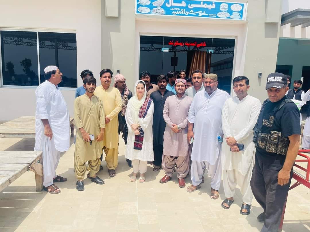 OfRubab's tweet photo. نوشھروفیروز
 سول سوسائٹی و ٹیم ام رباب کی جانب سے سندھ کی بیٹی ام رباب کا شاندار استقبال کیا گیا 
 سرداری نظام نامنظور پیر وڈیرا شاہی نامنظور نعروں کی بھرپور گونج۔

#سرداری_نظام_نامنظور https://t.co/lIiOBEiiWt