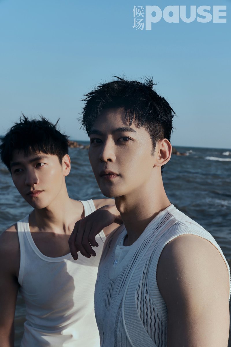 CdramaL's tweet photo. 「📸 | O cast do drama #HelloModel com #TangXiaotian, #JinZe, #BuFan, #SunZihang, #TianXuning e #QinWeizhao para a Pause Magazine.
https://t.co/0laIg3wRzv