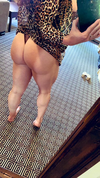 A BIG BOSS BABE who puts you in Time Out!  💄It wouldn&rsquo;t be Time OuT if my glorious, strong ASS wasn&rsquo;t