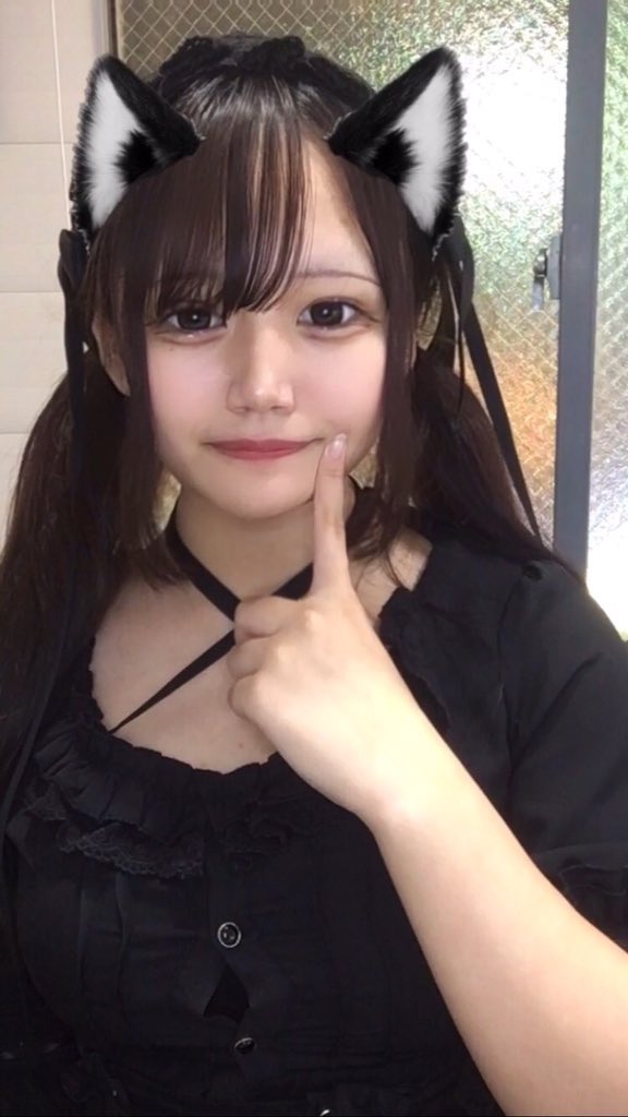 lienlereve's tweet photo. 8/22(火)18時OPEN

キャスト💖
める @meru_lien 
うゆ @uyu__lien 

お待ちしております✨ https://t.co/qO5mpVYeDN