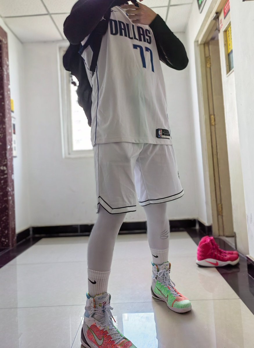 Lan_Crepes tweet media