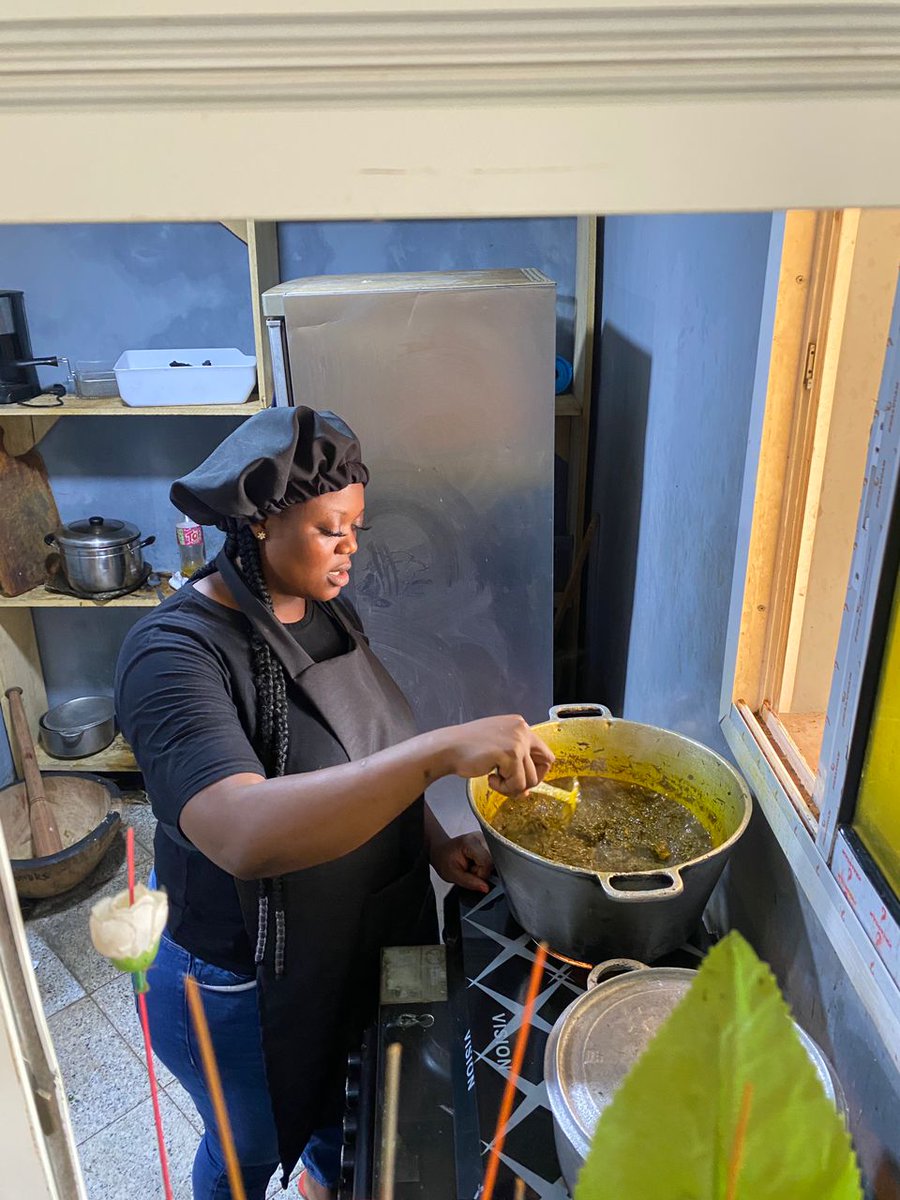 DamasBistro's tweet image. "Quality in every ingredient. That’s the #DamasPromise. 🍅🌿"
🔖 *Hashtags*: #FreshnessFirst #BistroBehindTheScenes

"Qualité dans chaque ingrédient. C'est la #PromesseDamas. 🍅🌿"
🔖 *Hashtags* : #FraîcheurAvantTout #DerrièreLeBistro