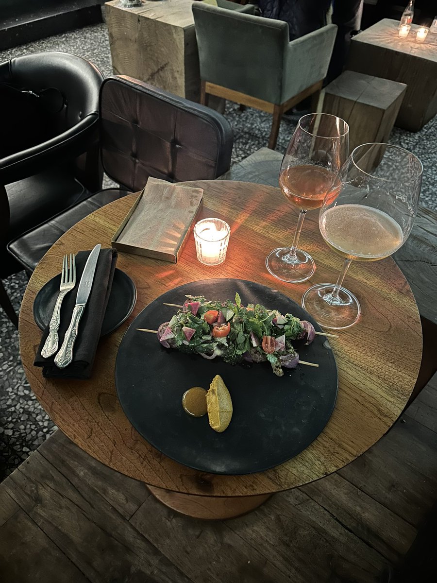 Hayassen's tweet photo. Hayassen Totalize Mexico Tour Salon Palomilla Thank you for joining us🇲🇽This is my favorite restaurant to visit again🍷✨gracias🙏

#hayassen
#totalize
#vortexrecords 
#vinylrecords 
#selecta
#salonpalomilla 
#rooftopbar
#naturalwine
#mexicocity 
#cdmx https://t.co/27k21QrdWT