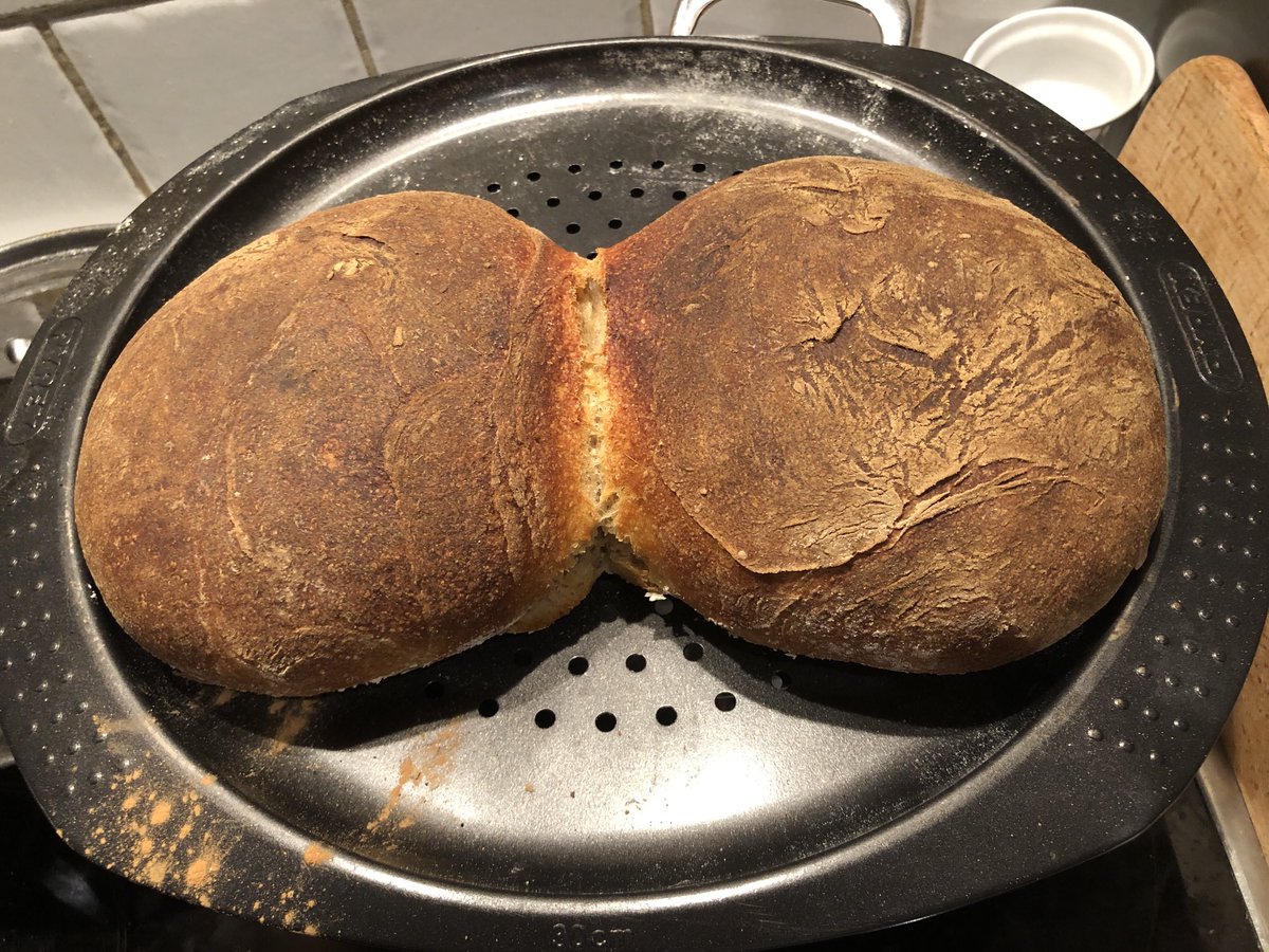curvedway's tweet photo. #Maltese #Sourdough #Hobz (#bread)
#Russello Bio (#Sicily) and French #T65 https://t.co/bbmYJkLrj1