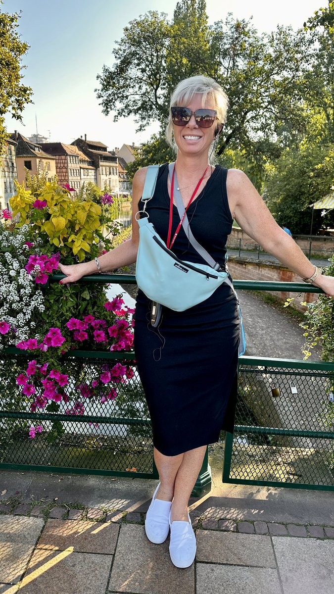 TanyaCBloomDiva's tweet photo. Blooming beautiful Strasberg France 🇫🇷 #France #bloomdiva #bloomimg https://t.co/HH4V3YClwv