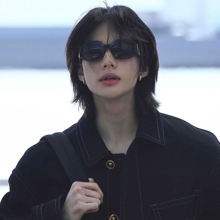 LEEholic r!na. tweet media
