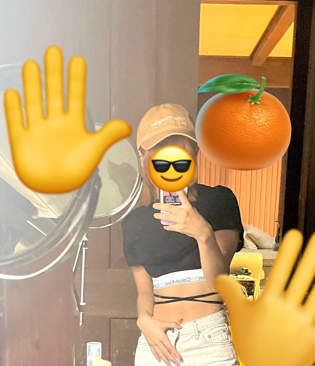 mu_cimumu's tweet photo. 夏すこし遊びすぎて筋トレサボったら腹筋がログアウトしました。。。🫡
しっかり戻します🥲🥲 https://t.co/ARqa1CkUj4