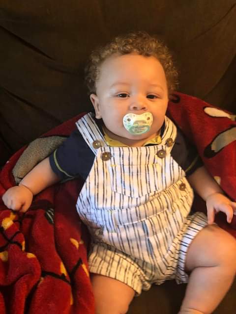 browsuggalady's tweet photo. My son has RSV trying to get his meds who can help
#crowdfunding 
#MutualAidRequest 
#cashapp $Ladyjayhawk83
#AnythingHelps https://t.co/6asGMVK51P