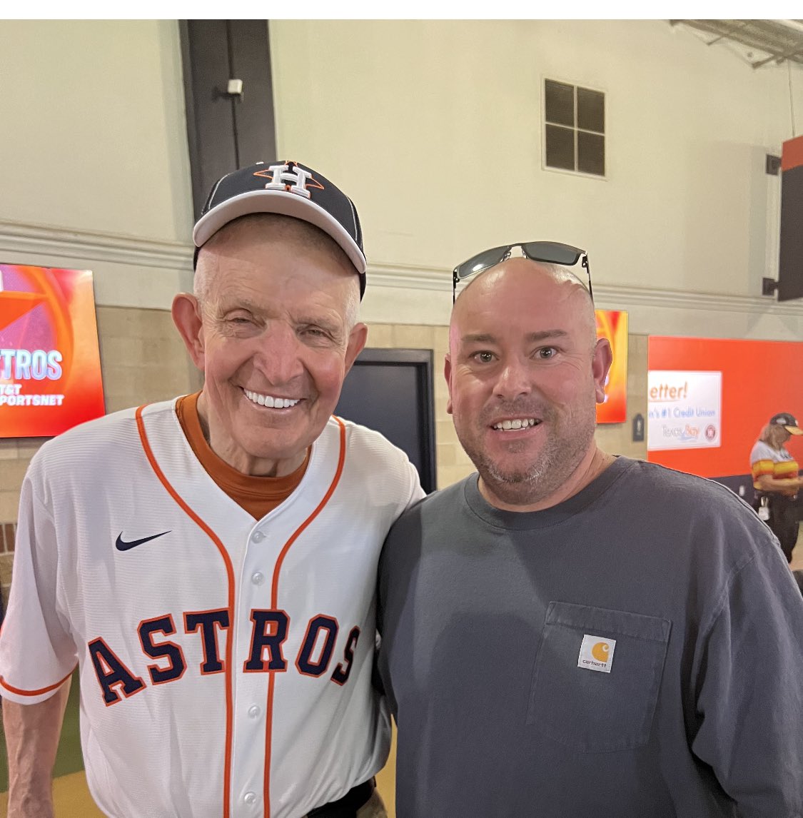 dustineav's tweet photo. Little Astros baseball tonight, had a great time! @MattressMack https://t.co/2rQdj5Z2CO
