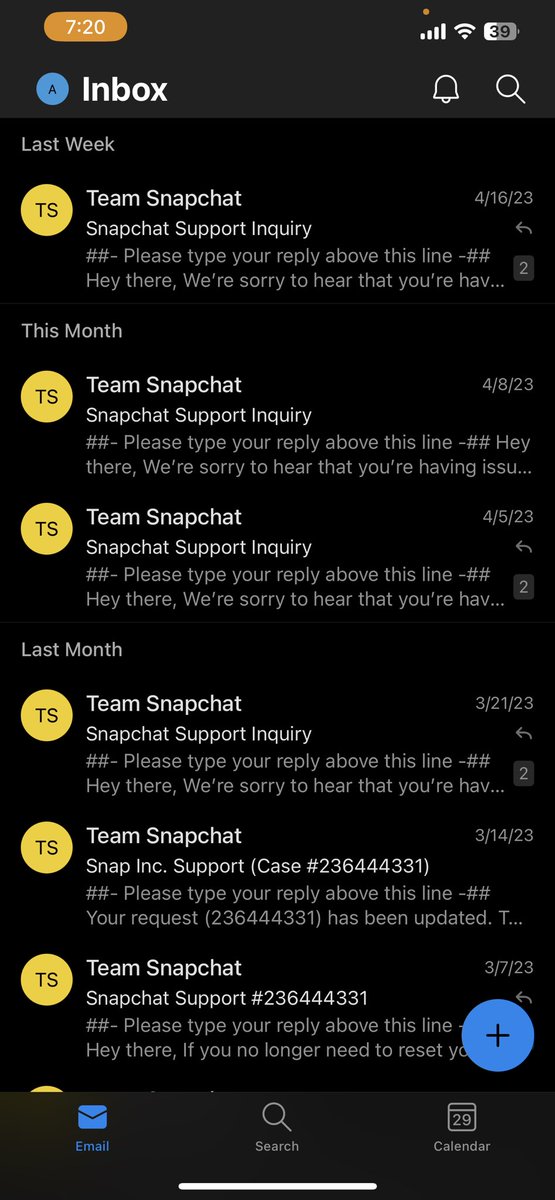 power_bh69's tweet photo. @snapchatsupport Really? How many email do you want me to send you? I've been sending for 6 months, but there's no reply, you idiot.😒😒😒😒😒 https://t.co/yHbW1ao7vB
