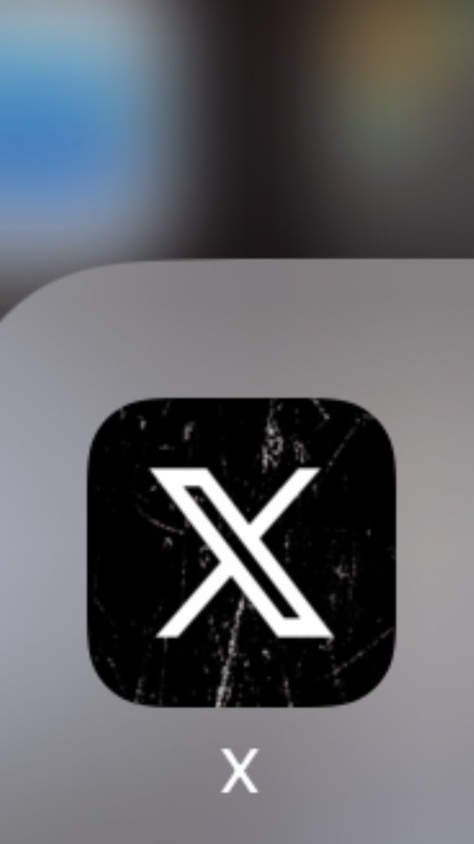 switchreloaded's tweet image. der #untergang #kratzer bei #twitter achnee #x #dinokratzer