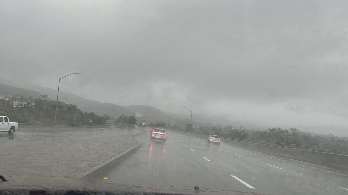 shelley31092's tweet photo. #hurricanehilary thanks for moving out so fast! I’m too lucky to survive the stormy morning drive at Ortega😮‍💨🧗‍♀️⛰️ https://t.co/pwN4oR01fJ