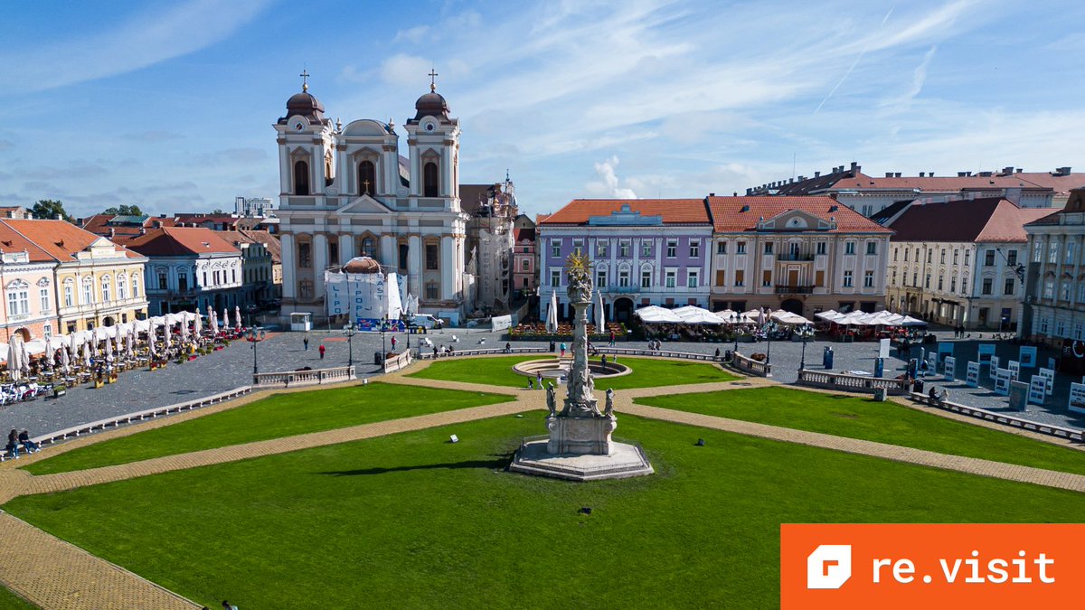 revo.js conference tweet media