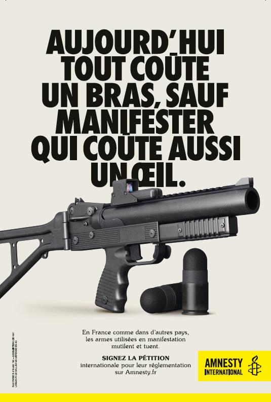 "Aujourd'hui tout coûte un bras, sauf manifester qui coûte aussi un oeil"

🚨 Lancement d'une campagne choc par <a href="/amnestyfrance/">amnestyfrance</a> pour demander la suspension des LBD en France et la signature d'une pétition internationale