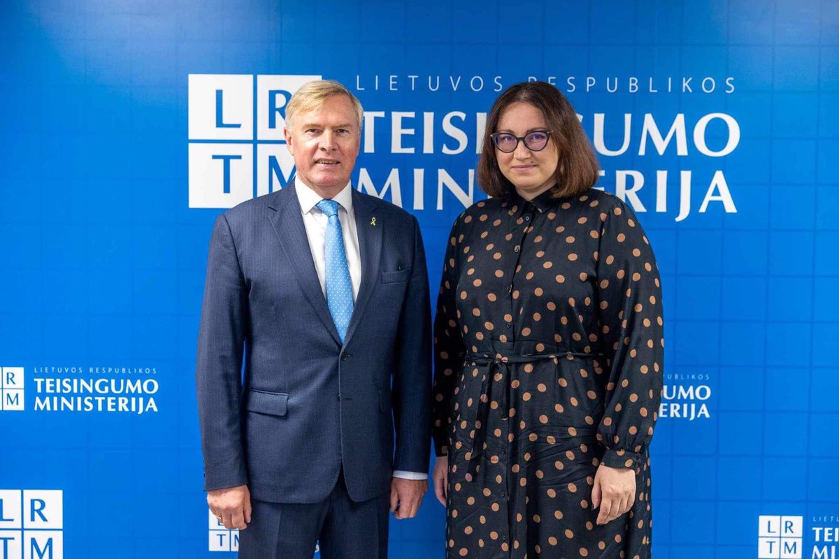 🇱🇹🤝🇪🇪 Glad to have welcomed my colleague, the Minister of Justice of #Estonia Kalle Laanet this morning, for a warm and constructive talk on bilateral cooperation & supporting #Ukraine🇺🇦