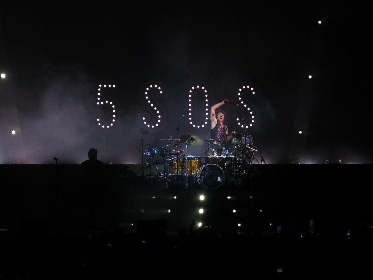 ky1ierose's tweet photo. @slayhaddy ur mans at msg!!! https://t.co/9i1hNpxek1