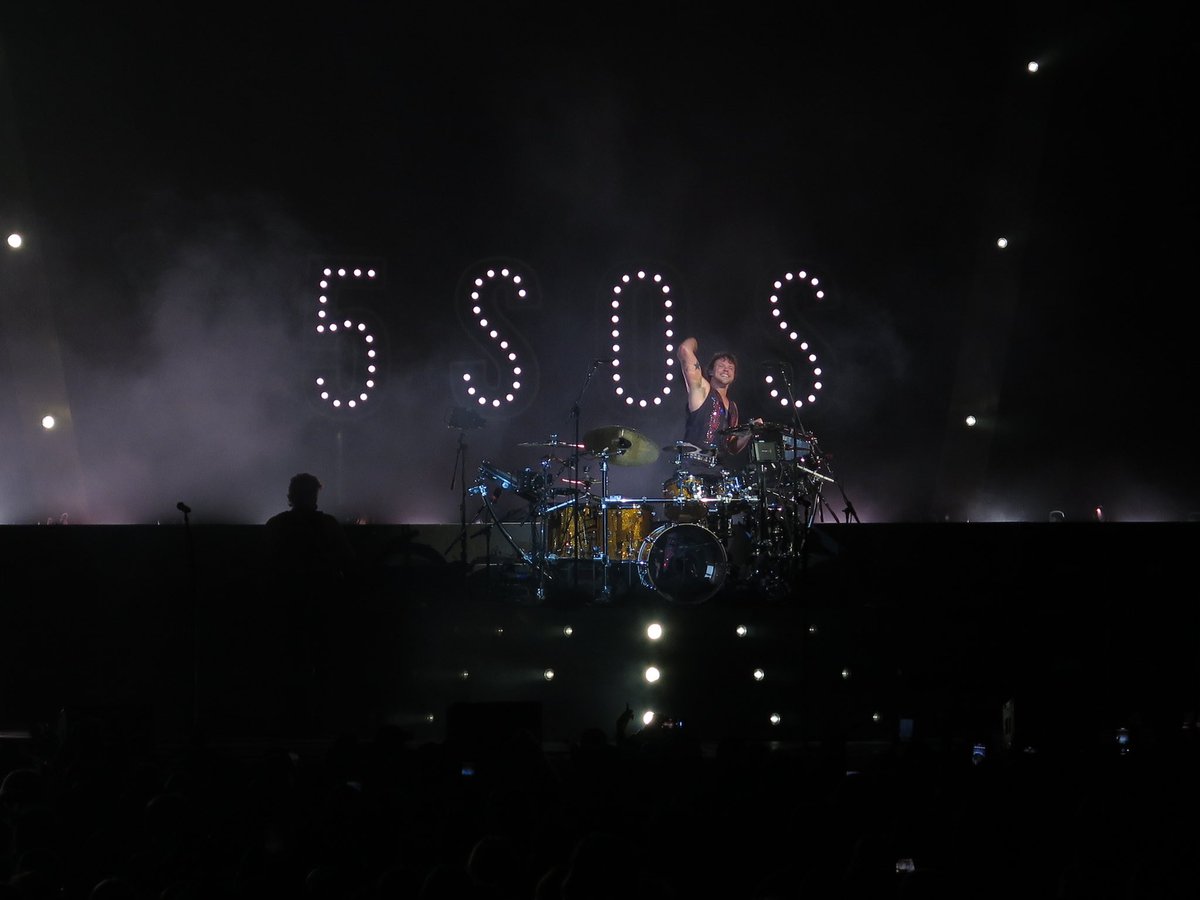 ky1ierose's tweet photo. @slayhaddy ur mans at msg!!! https://t.co/9i1hNpxek1