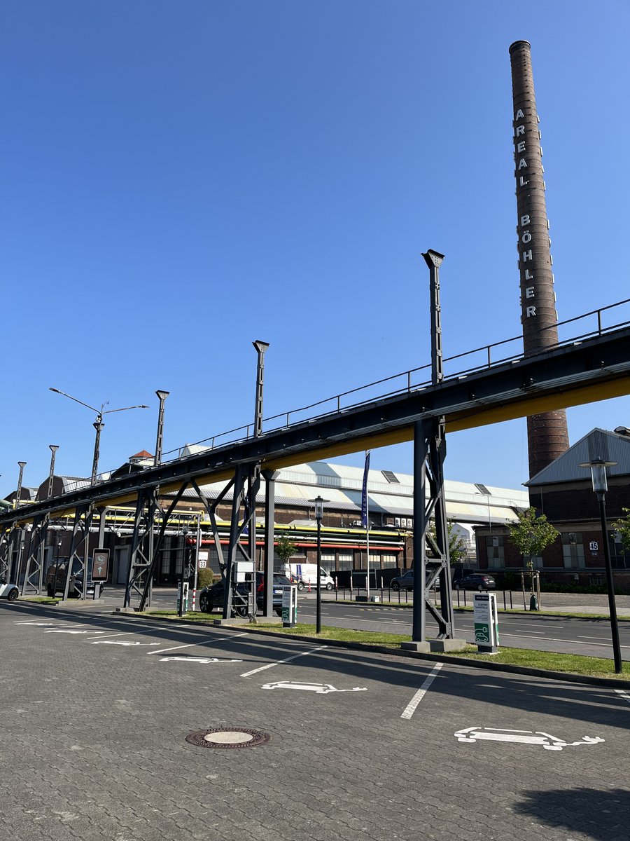 Industriekultur trifft #Handwerk in Form einer One-Woman-Show. Hier hat Goldschmiedin Heike Simons vom Schmuckatelier Catseye ihren Betrieb, den sie in unserer nächsten #BestPractice Reportage vorstellt. Der #Innovationsdialog Handwerk in NRW wird gefördert von <a href="/WirtschaftNRW/">Wirtschaft.NRW</a>.