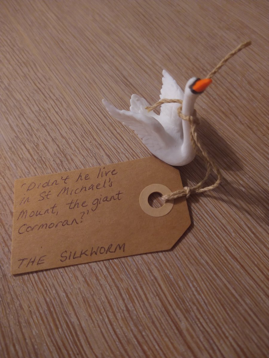 🦢Coming to St Michael's Mount today. 🦢

Please tweet a pic if you find me. Leave me there, take me home or move me to a new location (don't hide me up the cliffs or at a roadside tho - safety first!) #StrikeSwans #CormoranStrike #StMichaelsMount #TheSilkworm #RobertGalbraith