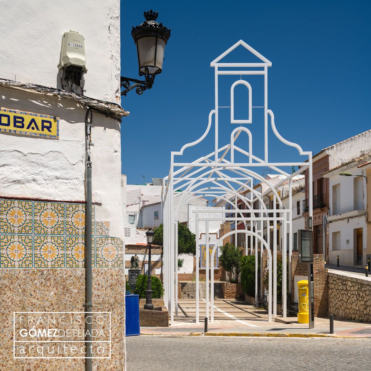 gomezdetejada's tweet image. "No podemos reconstruir la Ermita, pero podemos recuperar su presencia y mantener por siempre su memoria".

Reconstrucción del volumen de la desaparecida Ermita de Santa Catalina | Francisco Gómez de Tejada | Puente Genil (Córdoba) | 2020.
gomezdetejada.es/proyectos/recu…