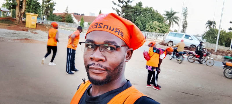 ummb_i's tweet photo. @ummb_i Communications officer takes third position in the 7KM TB marathon run in Mbale as the HR/Training Manager participates in the 5KM run @MinofHealthUG Headquarters in Kampala,
#Run2EndTB https://t.co/50VljcxOKq