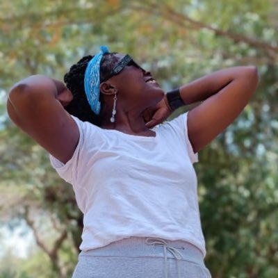 MaureenKoli's tweet photo. #NewProfilePic https://t.co/mzjiRvTa6U