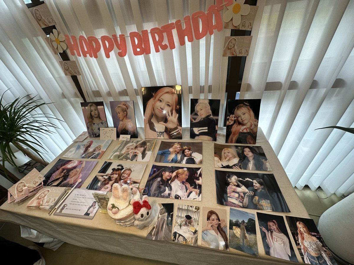 mashiro_yeseo's tweet photo. フラワーショップにて、イェソお祝い
#OUR_PINK_LEMONADE
#우리들의핑크레모나이드_예서
#我所钟爱的粉色柠檬汁 https://t.co/9bJKPvuJWQ