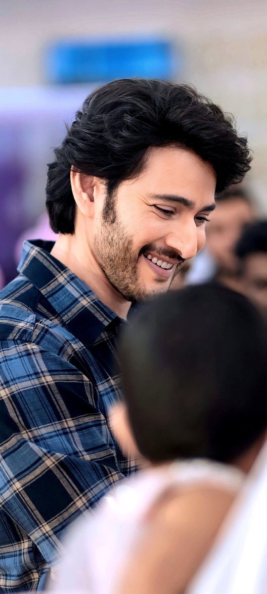 MaheshFanTrends's tweet photo. Nee Navvu Varam...... 

Ee Maata enni velasarlu cheppina Takkuve Anna 😍

@urstrulyMahesh #GunturKaaram https://t.co/AyEKGvHxqh