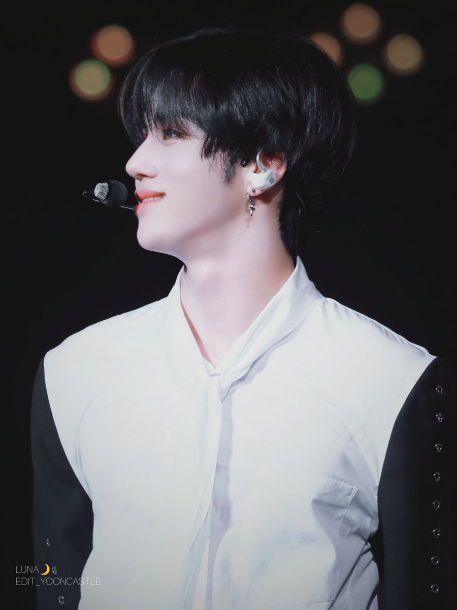 yooncastle1030's tweet photo. #황윤성

220703 UNIKON 윤성이♡ https://t.co/UDDPWN5g0m