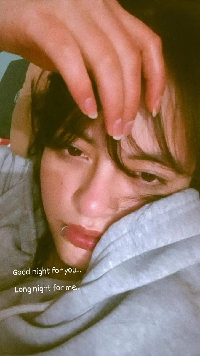 Lotusdreams26's tweet photo. Lotus is tired 🤕 https://t.co/10vKadZmKI