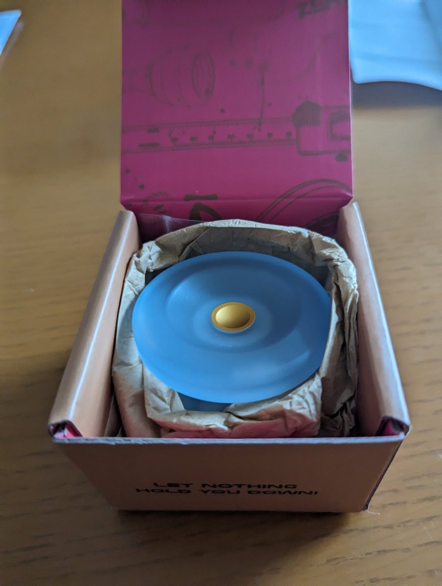 tomo_go0107's tweet photo. とうとうヨーヨーストア(中略)ドで手に入らないヨーヨーを買い始めた。

ここからはほんまの沼や。

#Zerogravityreturntops
#ZGRT
#elmijo
#yoyo https://t.co/tSEV6XiITh