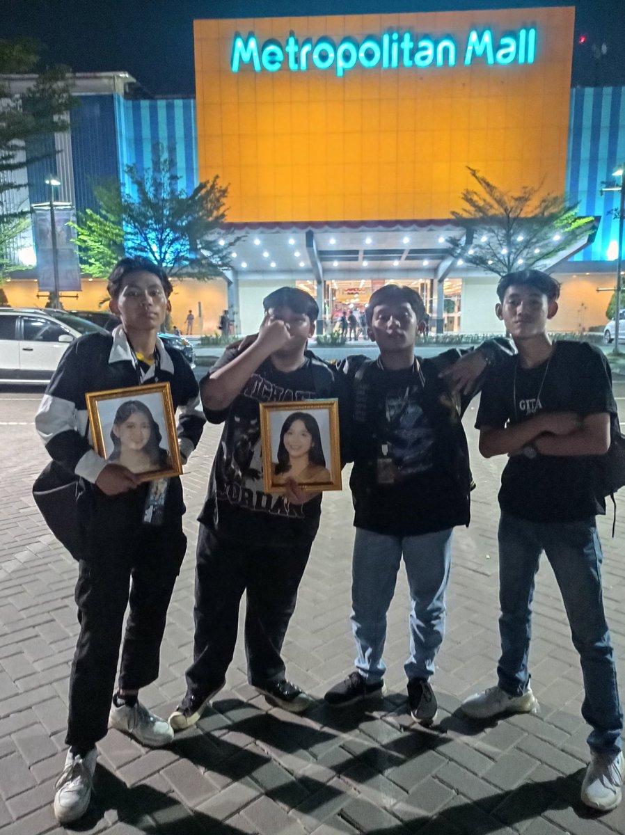 FJKT48Everyone's tweet photo. terimakasi yang sudah hadir diacara ilove rcti, see u next event all🙌 https://t.co/I9RuNMFbp9
